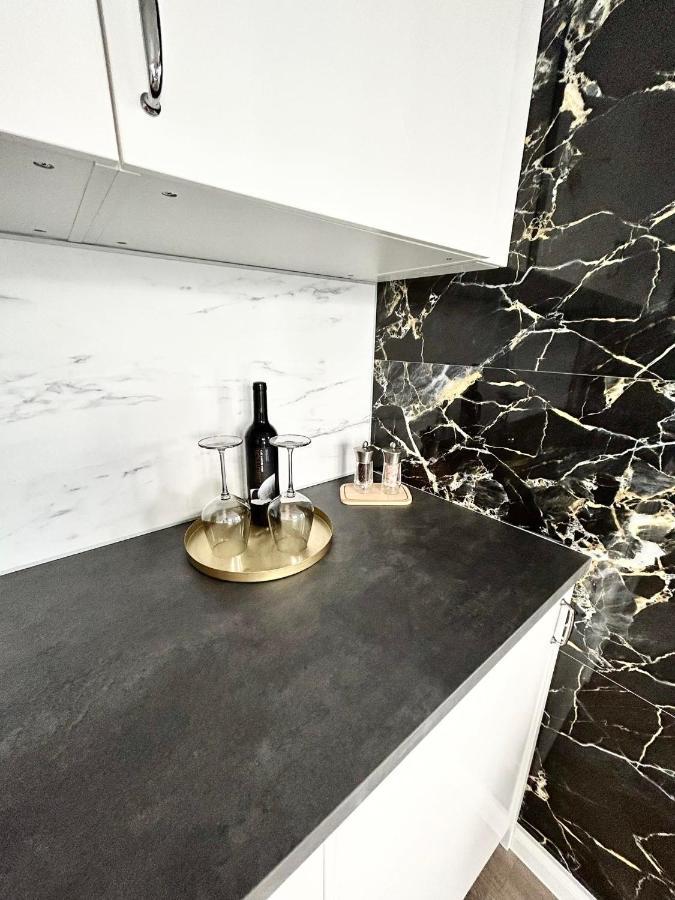 Smart Apartment Mir Варна Екстериор снимка